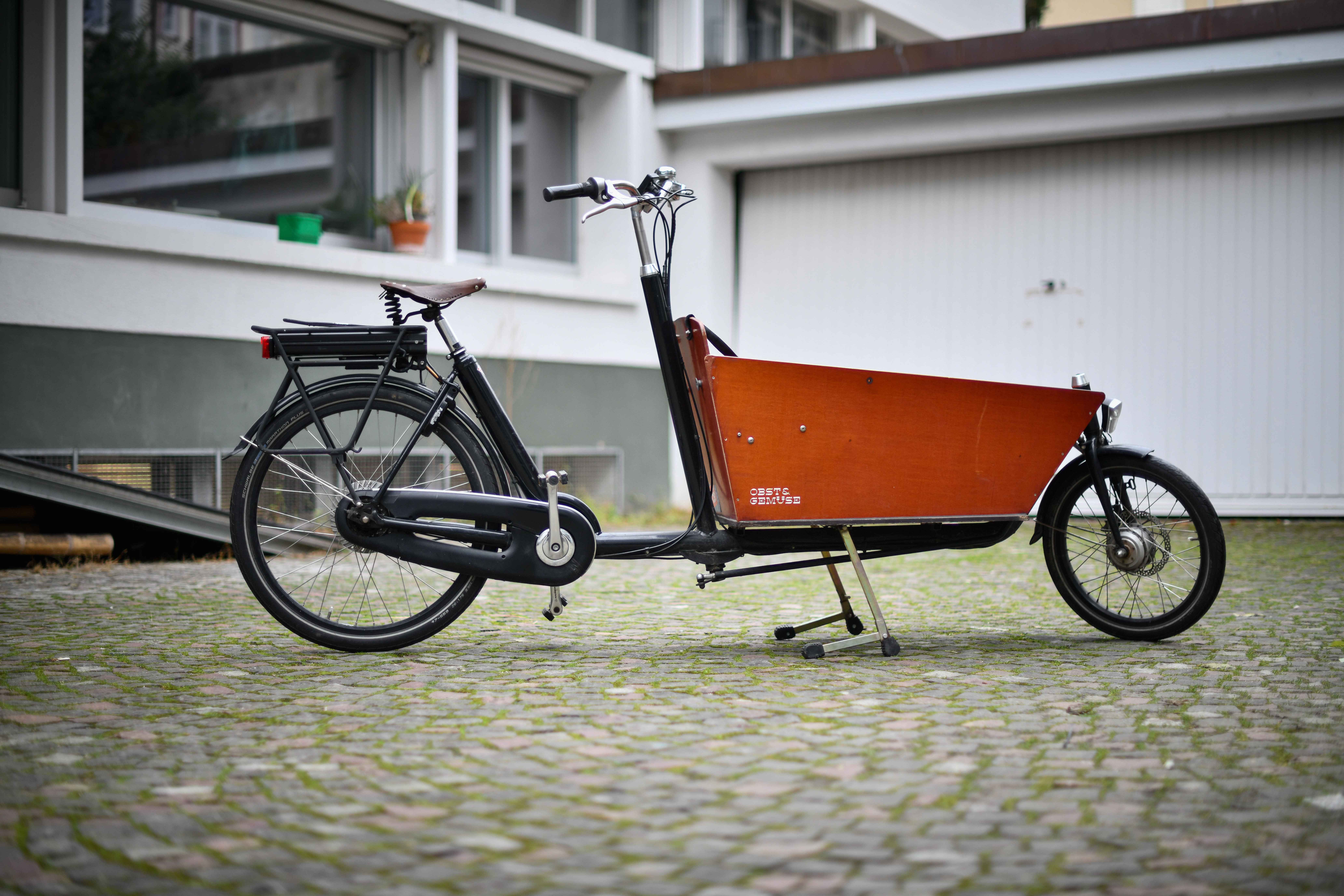 BAKFIETS.NL Ladegerät 24V/2,8A